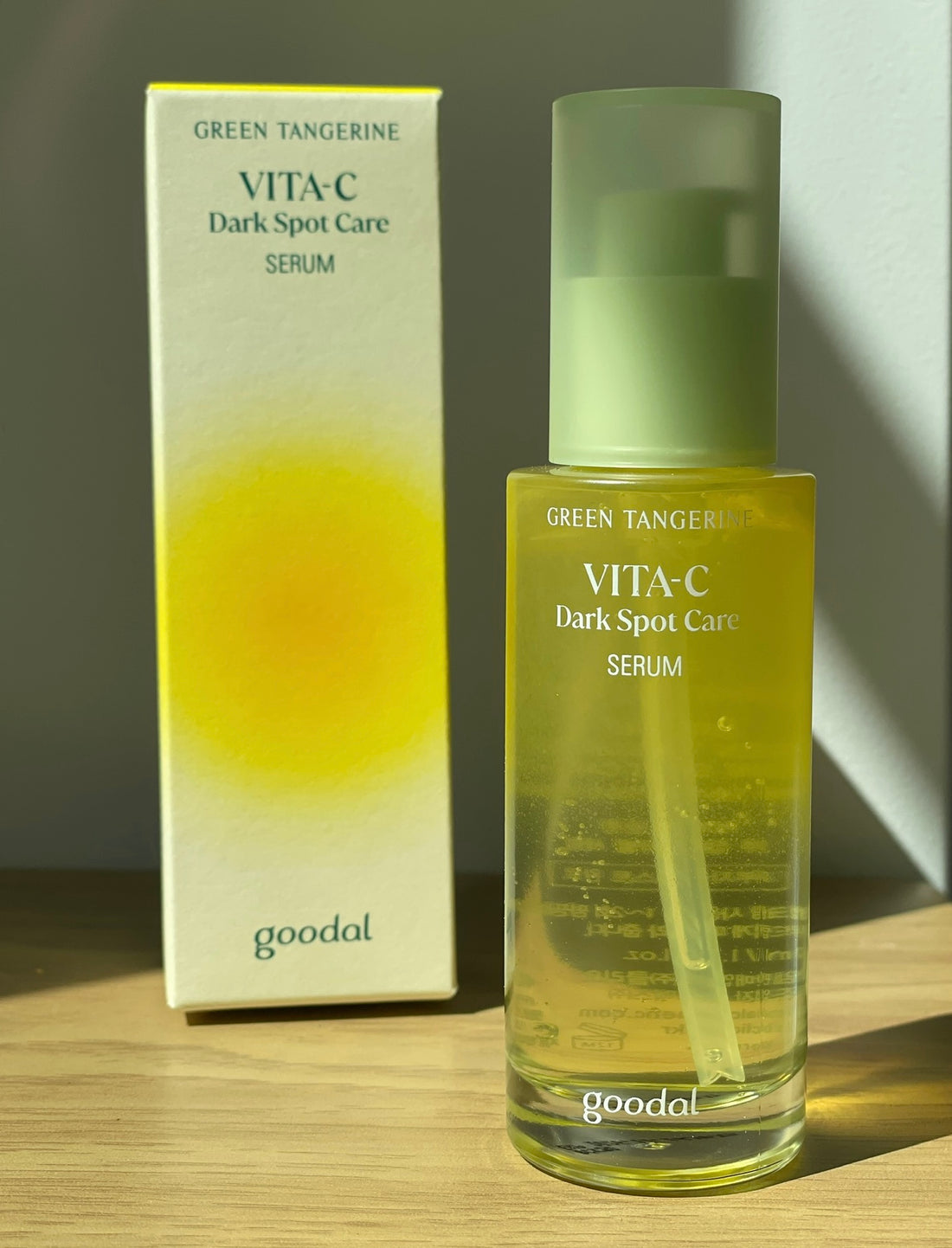 Green Tangerine Vita-C Dark Spot Care Serum