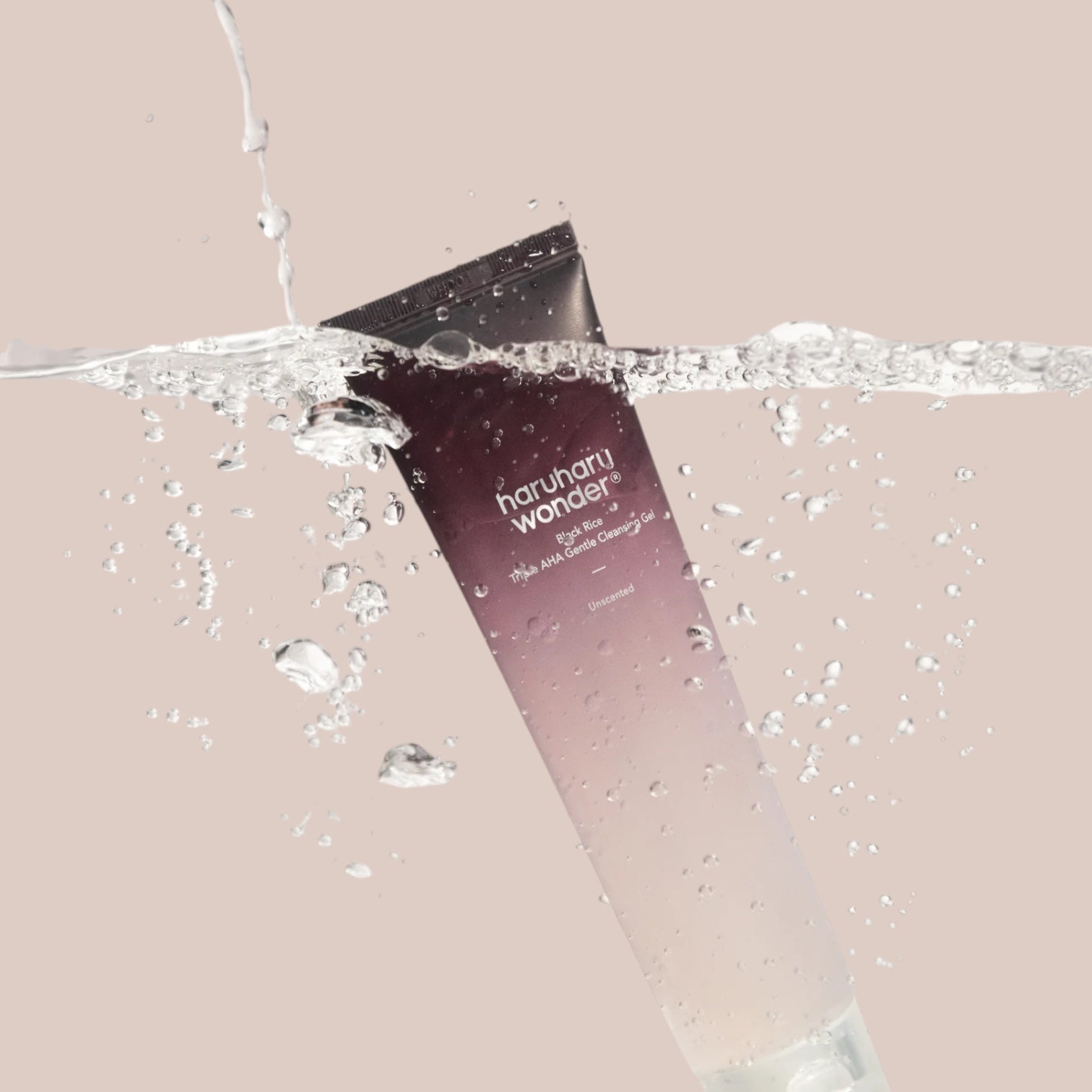 Black Rice Moisture 5.5 Soft Cleansing Gel